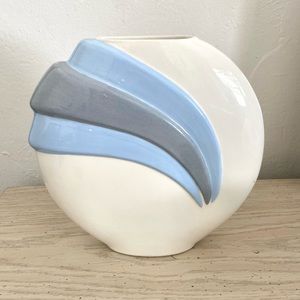 Vintage 1980s Art Deco Style Cornflower Blue and Cream Flat Round Ceramic Vase
